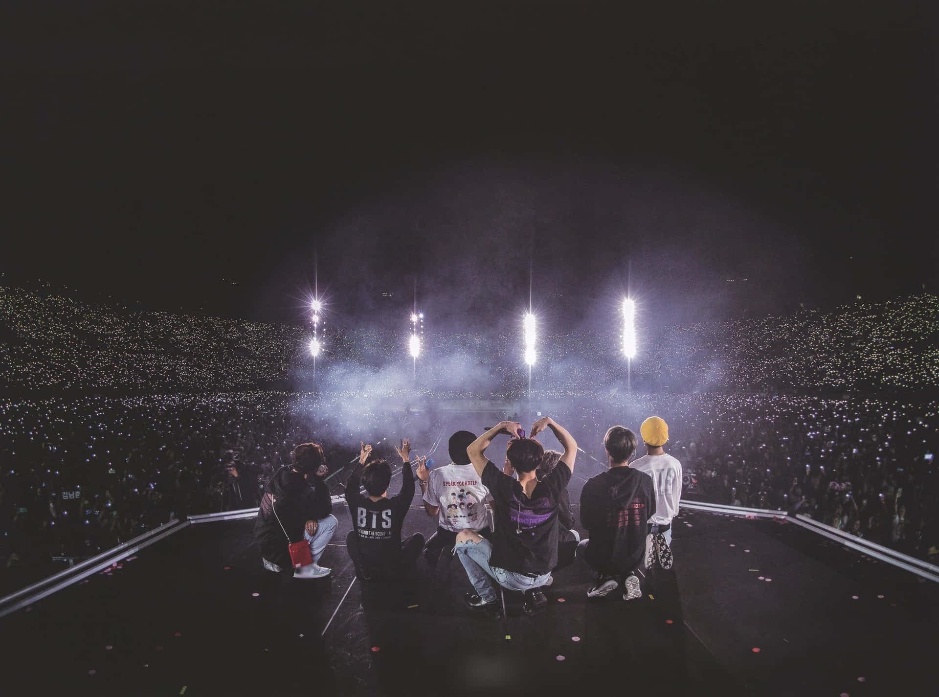 BTS WORLD TOUR: ARIRANG